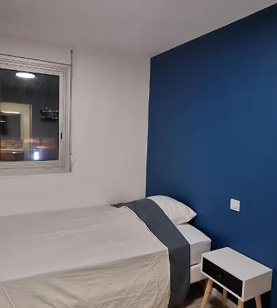 Apartment Avec Douche Privative Dans Partage - Metro - Wifi *