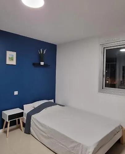 Apartment Avec Douche Privative Dans Partage - Metro - Wifi