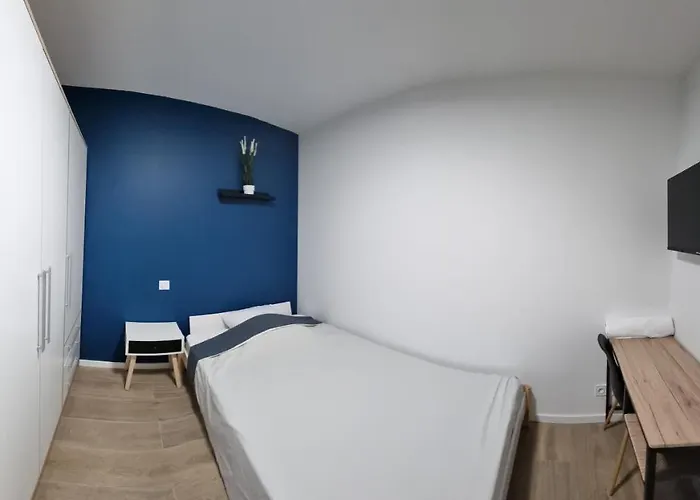 Apartman Avec Douche Privative Dans Partage - Metro - Wifi *